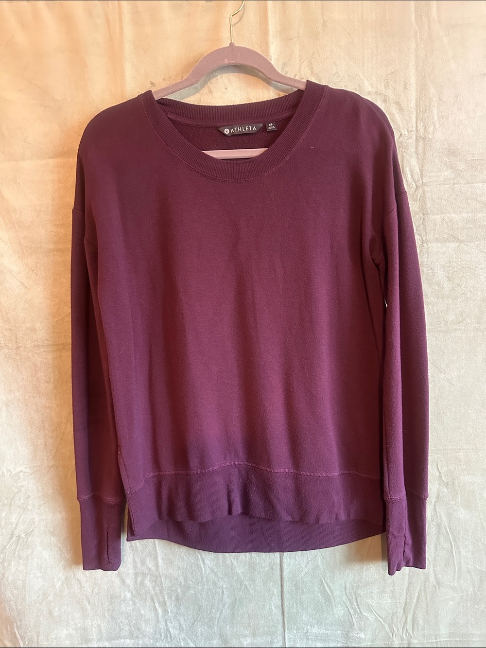 #937 Athleta Plum Crewneck Sweatshirt